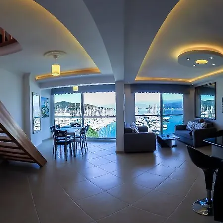Luxury With Seaview Apartment
